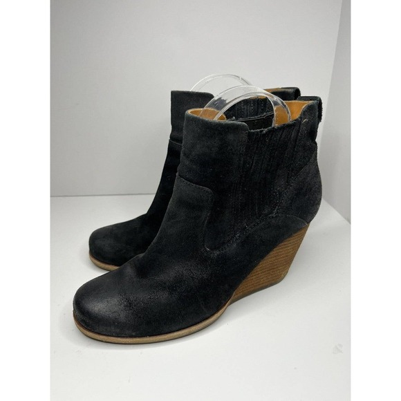 Kork Ease 7 Sherrill Cinca Bootie Distressed Black Suede Heeled Boot Casual - Picture 1 of 6